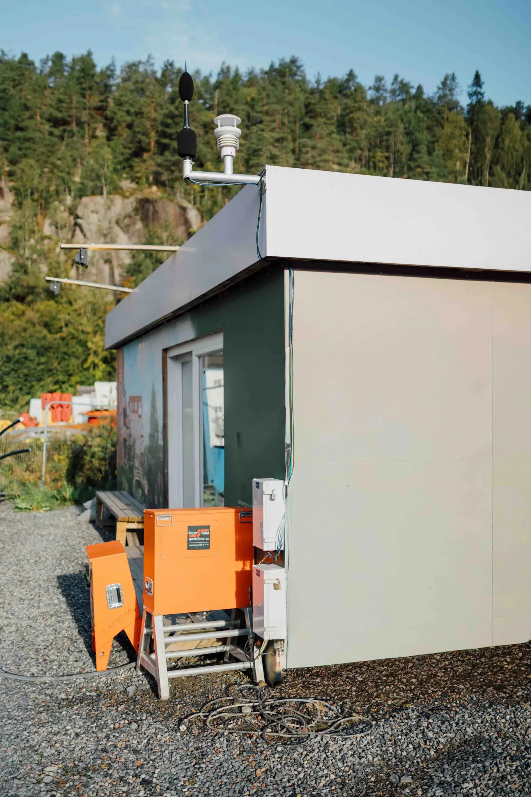 Nor1545 cabinet at builing site