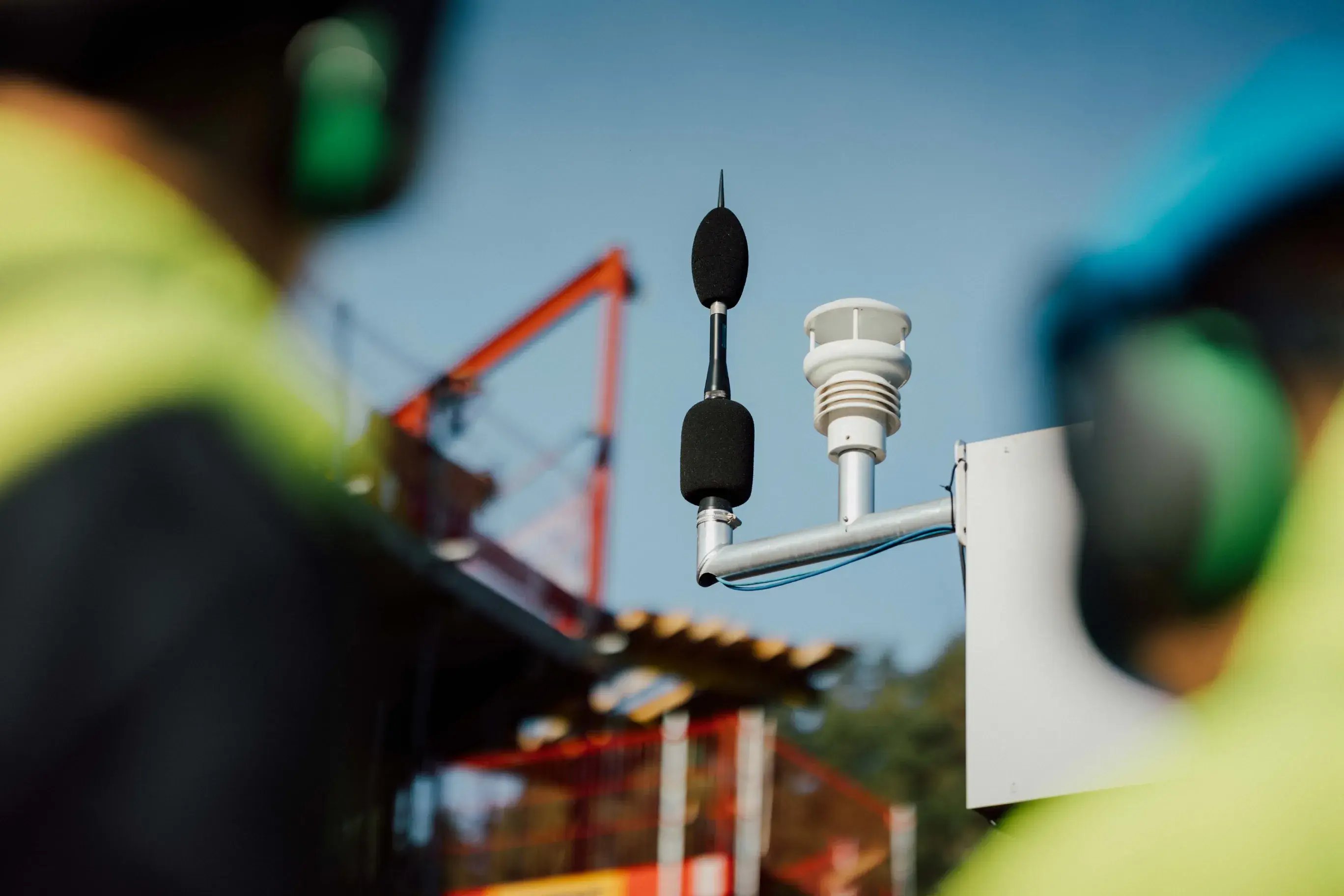 Noise compass at a building site